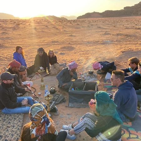 Wadi Rum Mundo Camp Aqaba Esterno foto